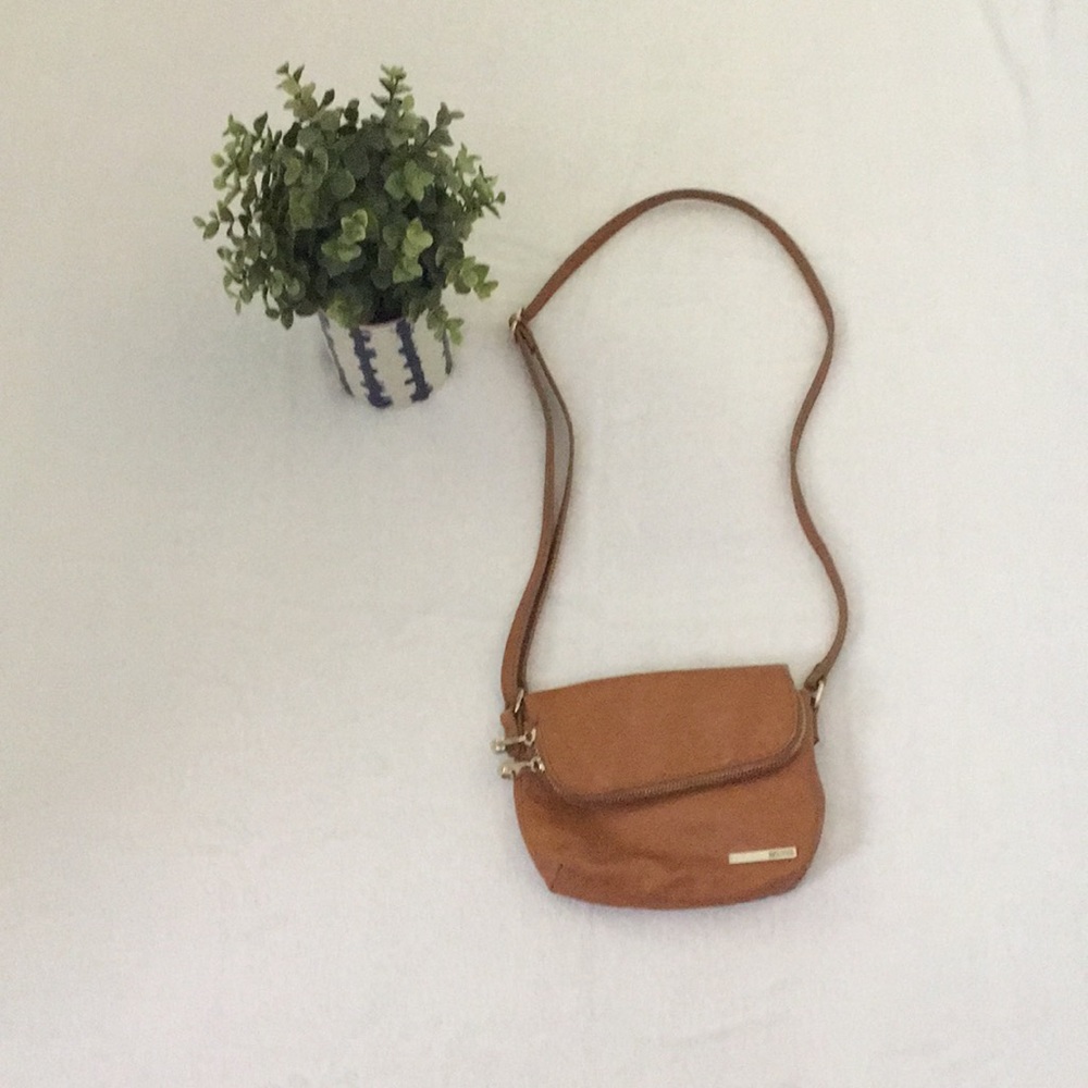 Kenneth Cole Reaction purse